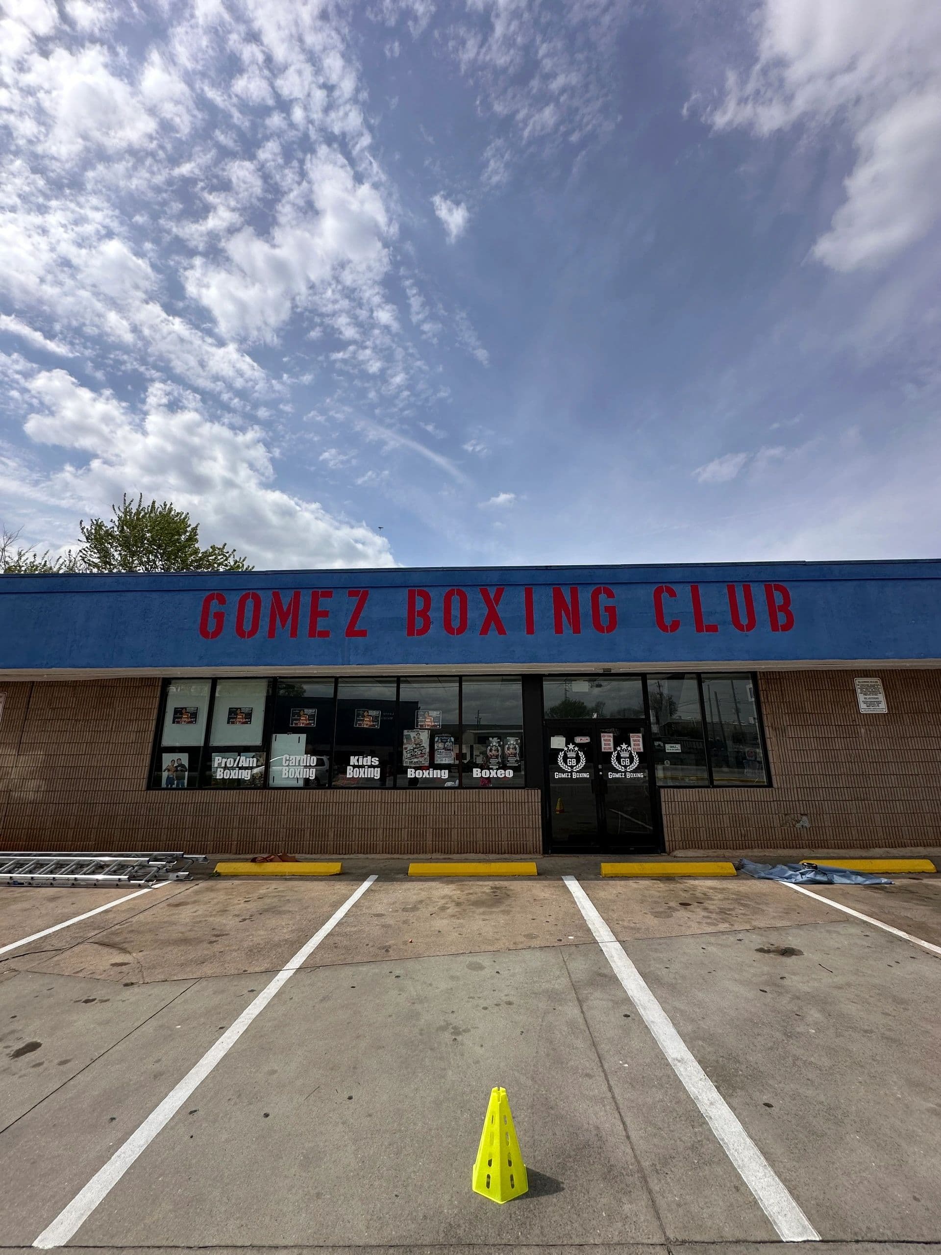 Exterior or interior of Gomez Boxing Club