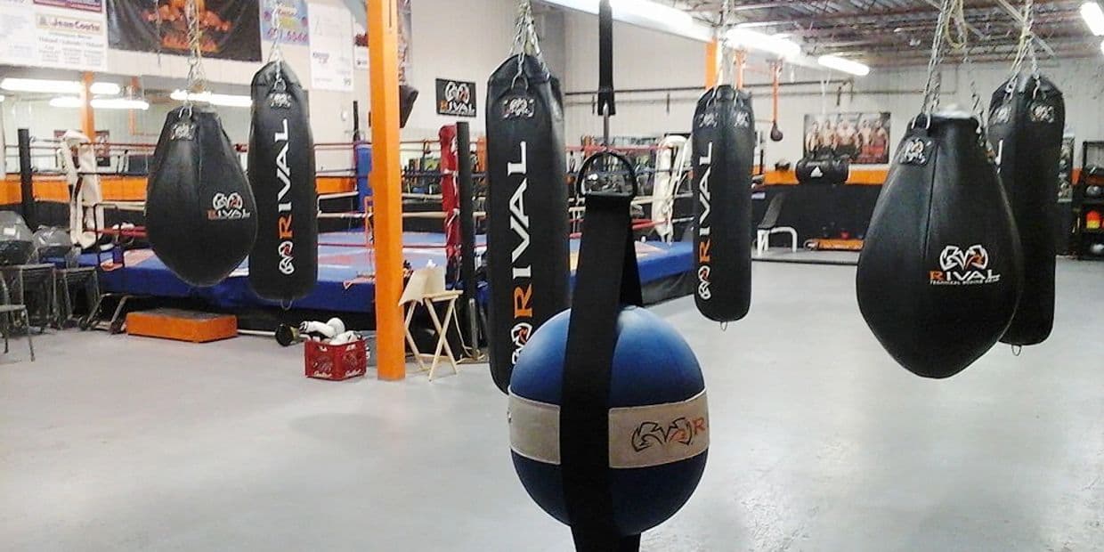Exterior or interior of Boxe Action Mercier