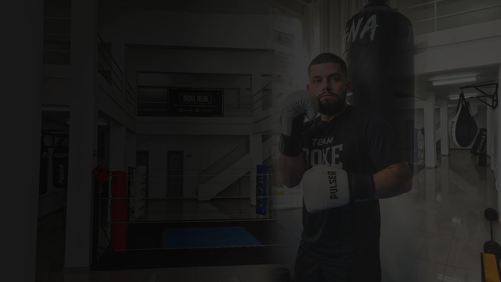 Exterior or interior of Boxe Real