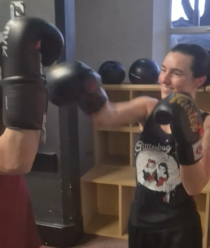 Exterior or interior of the boxing method